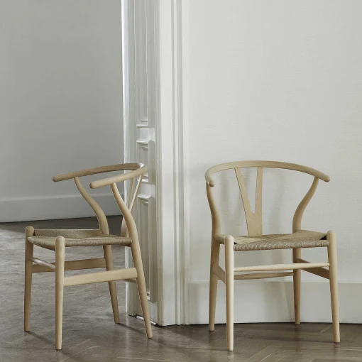 Carl Hansen & Søn Chairs*Ch24 Wishbone Chair | Beech