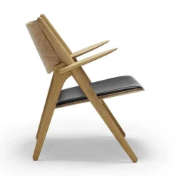Carl Hansen & Søn Single Armchairs*Ch28P | Armchair | Oak - Black Leather