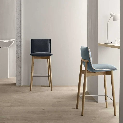Carl Hansen & Søn Stools*E007 Embrace Bar Stool | Oak - Fabric